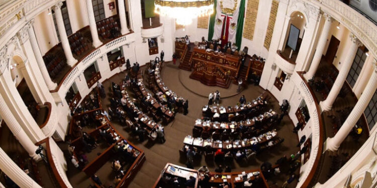 Primer Parlamento de las Personas Jóvenes en el Congreso CDMX