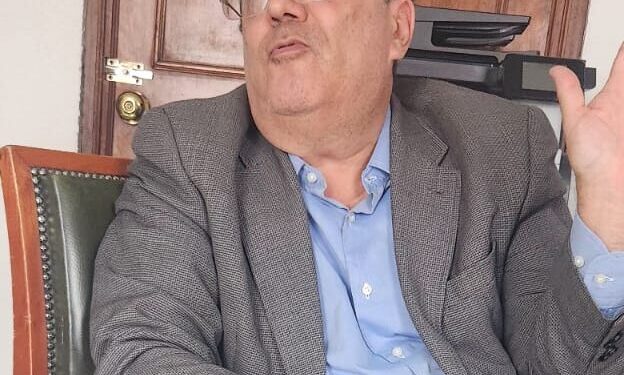 Curi compra mansiones en Houston mientras Querétaro se hunde en inseguridad: Gilberto Herrera