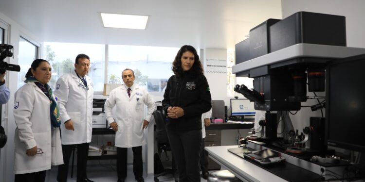 FGJ CDMX moderniza laboratorios forenses