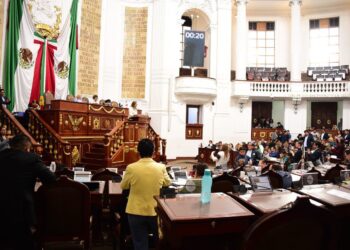 Congreso CDMX prohíbe cigarrillos electrónicos y vapeadores