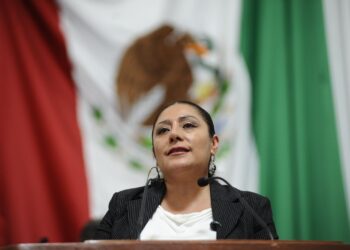 Proponen declarar el 25 de enero como Día de la Bombera y el Bombero CDMX