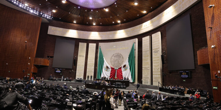 Exige legisladora que sesiones y reuniones en San Lázaro sean presenciales