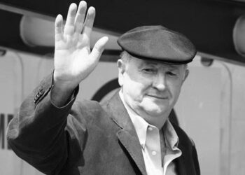 Luto esférico: falleció Manuel Lapuente