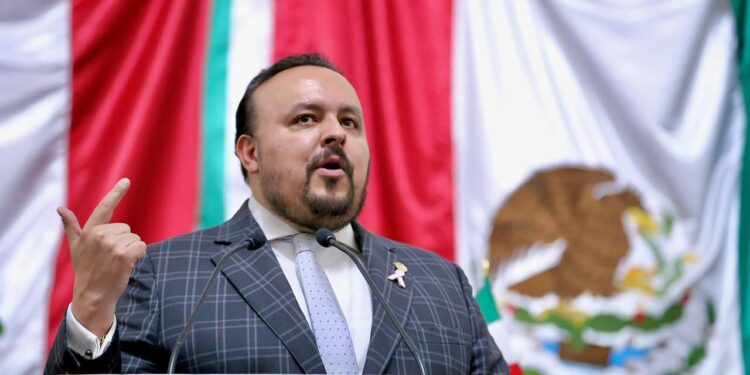 PAN exige al INVI transparentar recursos por rentas de departamentos