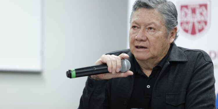 Transportistas cobran sin autorización de aumento: SEMOVI 