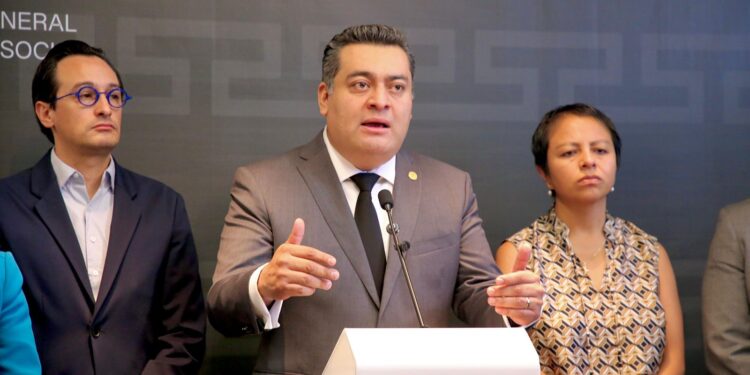 PAN propone acabar con el clientelismo en vivienda de la CDMX