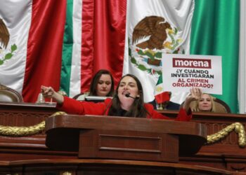Congreso CDMX suspende sesión por choque entre PRI y Morena