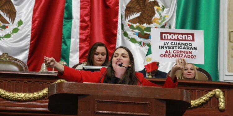 Congreso CDMX suspende sesión por choque entre PRI y Morena