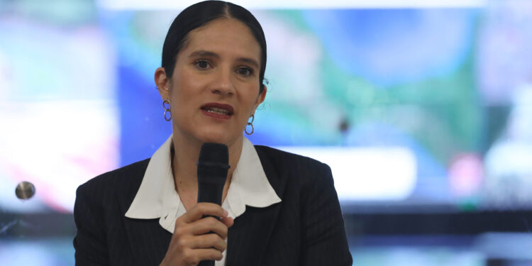 CDMX activa señal espejo para acelerar reacción ante robo de autos