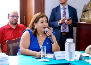 Exigen brigadas de salud en colonias cercanas a presas de ÁO