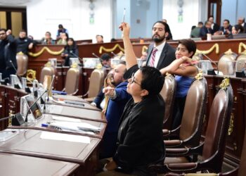 Se calienta la tribuna del Congreso; PAN acusa abandono de MORENA tras tragedia en Paseos de Tasqueña