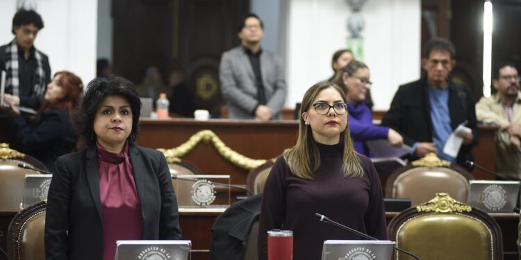 División de opiniones en el Congreso CDMX por intervención en Venezuela