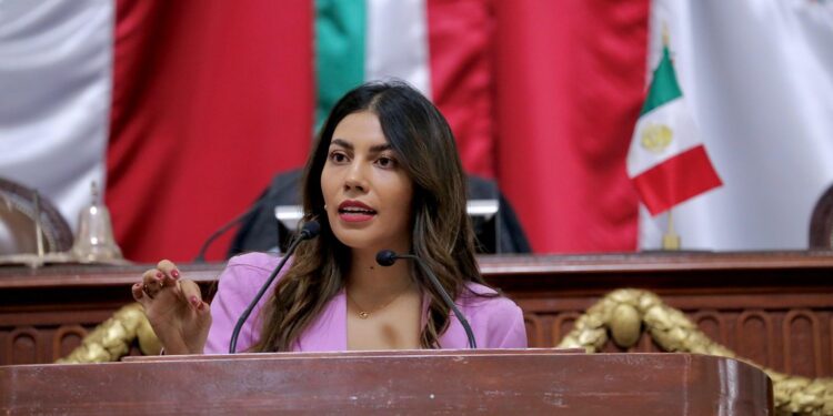 Morena normaliza al narco como fuente de empleo, acusa diputada del PAN