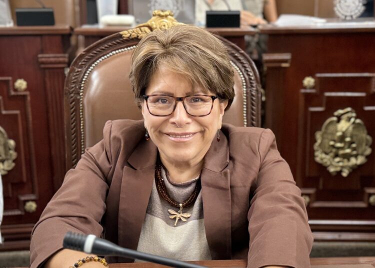 “Recibir turistas sí, expulsar vecinos no”: Morena endurece reglas contra rentas temporales en CDMX