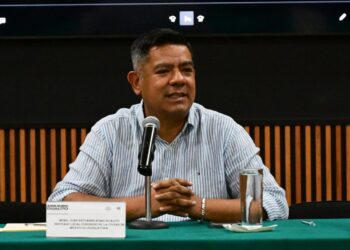 Congreso CDMX abre debate sobre derechos laborales de barrenderas