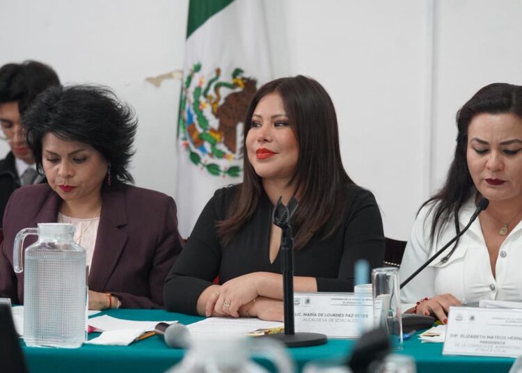 Lourdes Paz enfrenta reclamos por agua, inundaciones y seguridad en Iztacalco