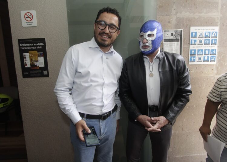 Del barrio al ring: Emiliano Álvarez apuesta por la lucha libre para impulsar a jóvenes de la GAM
