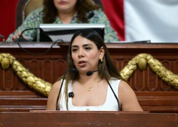 ¿Mal servicio al hacer un trámite? CDMX busca profesionalizar a quienes te atienden
