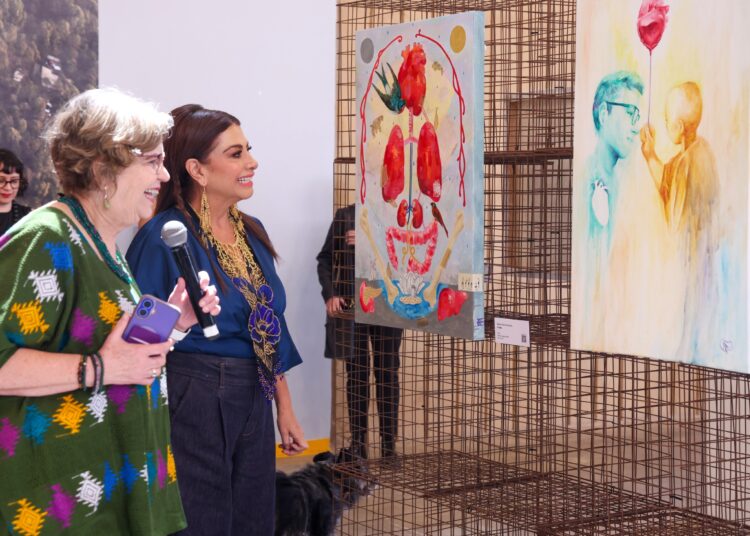 Un casco, 21 artistas y una pregunta sobre la donación de órganos