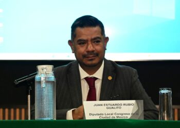 Morena endurece choque en Donceles y Rubio Gualito acusa a la derecha de querer que México fracase