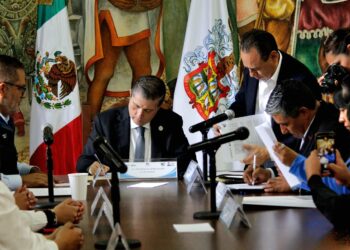 Suman esfuerzos Coyoacán e INEA por la alfabetización